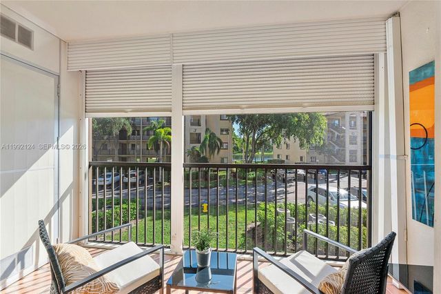 1301 SW 142nd Avenue 203H, Pembroke Pines, FL 33027