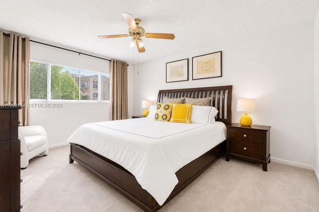 1301 SW 142nd Avenue 203H, Pembroke Pines, FL 33027