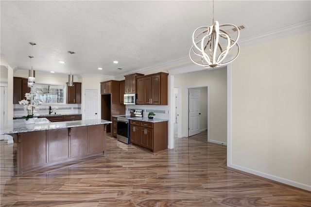 125 Rachel Circle, Russellville, AR 72802