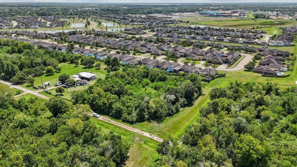 709 Pollard Drive, Manvel, TX 77578