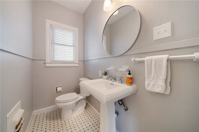 433 Cole St, Corpus Christi, TX 78404