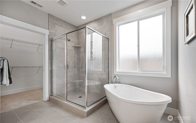 8831 27th St E, Edgewood, WA 98371