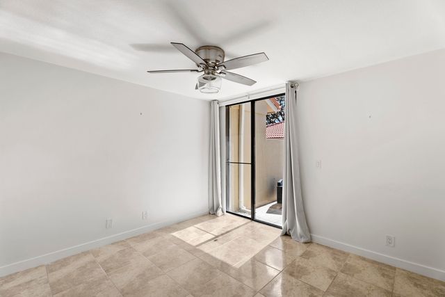 216 Old Meadow Way, Palm Beach Gardens, FL 33418