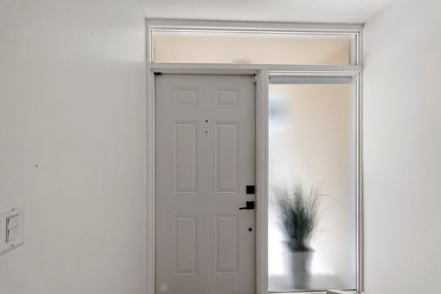 216 Old Meadow Way, Palm Beach Gardens, FL 33418