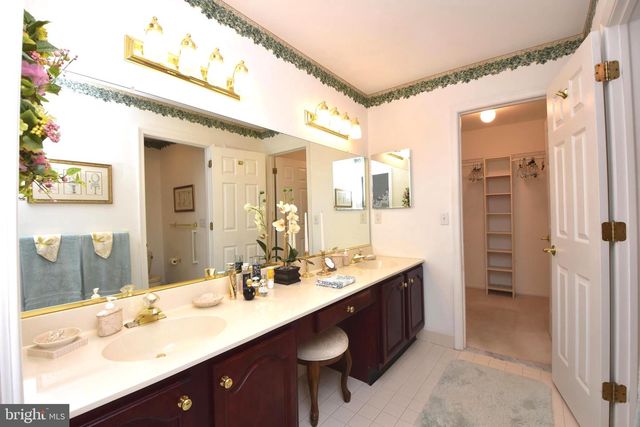 56 GENTRY TER, Souderton, PA 18964