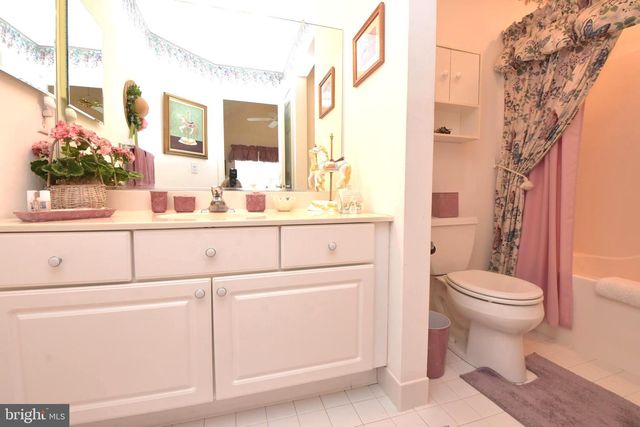 56 GENTRY TER, Souderton, PA 18964