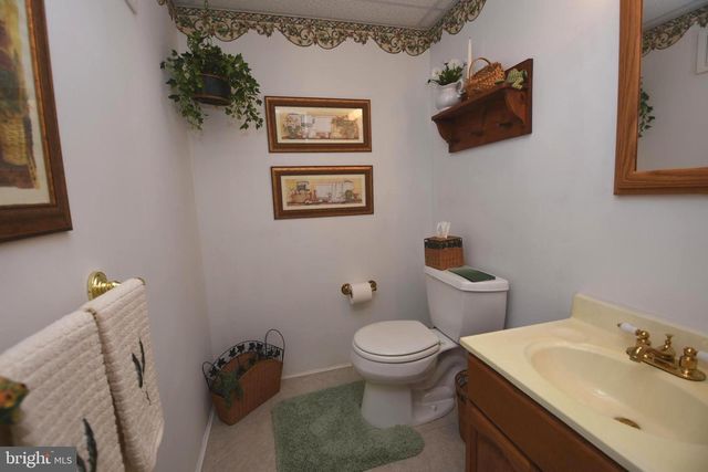 56 GENTRY TER, Souderton, PA 18964