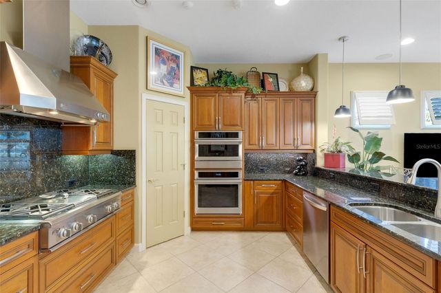 101 MEDICI COURT, North Venice, FL 34275