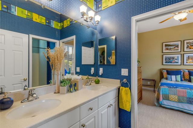 101 MEDICI COURT, North Venice, FL 34275