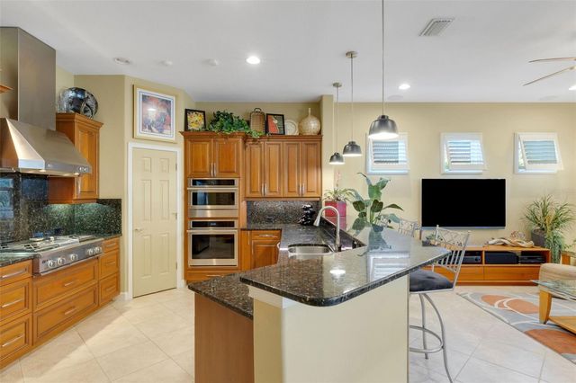 101 MEDICI COURT, North Venice, FL 34275