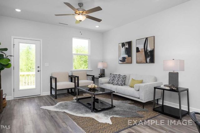 25 Charred Oak Ct Street, Lillington, NC 27546