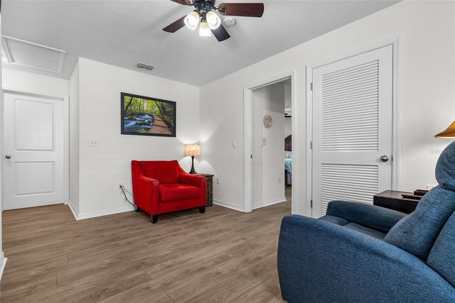 5946 81ST AVENUE N, Pinellas Park, FL 33781