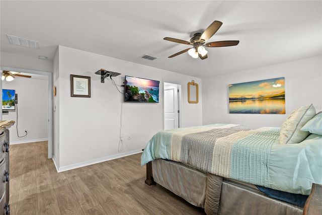 5946 81ST AVENUE N, Pinellas Park, FL 33781