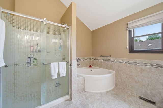 1812 Hampton Court, Plainfield, IL 60586