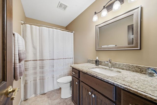 1812 Hampton Court, Plainfield, IL 60586