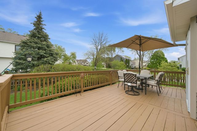 1812 Hampton Court, Plainfield, IL 60586
