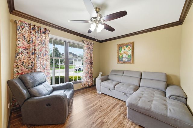 1812 Hampton Court, Plainfield, IL 60586