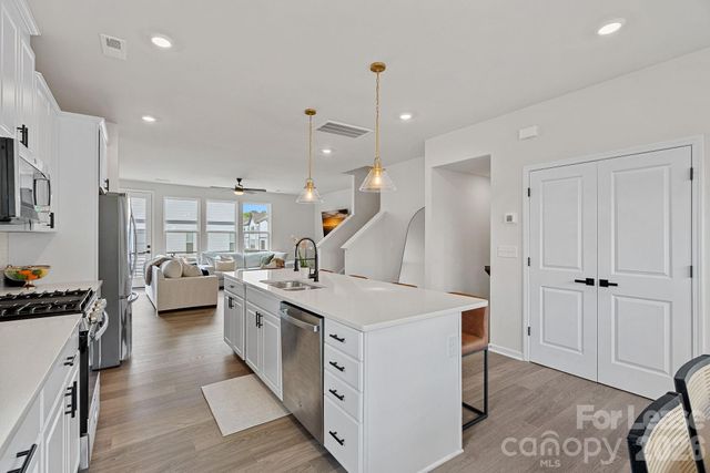 2535 Otto Lane, Charlotte, NC 28262