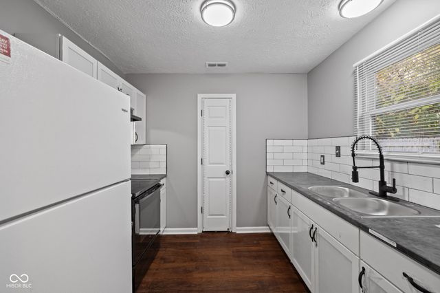 837 W 25th Street, Indianapolis, IN 46208