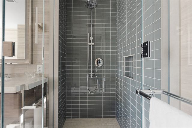 430 Stuart St 1505, Boston, MA 02116