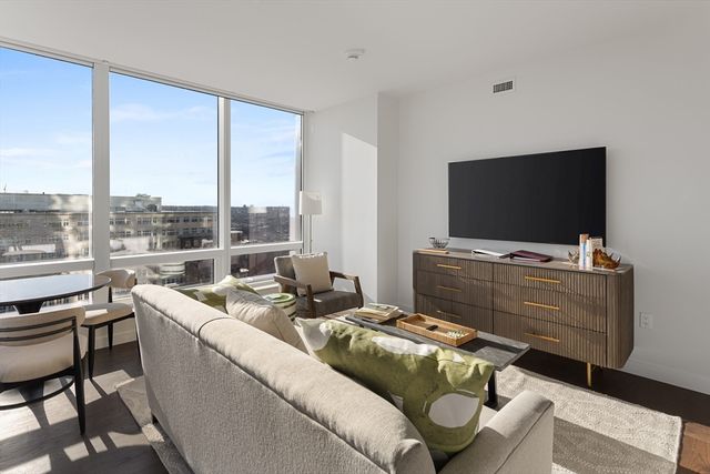430 Stuart St 1505, Boston, MA 02116