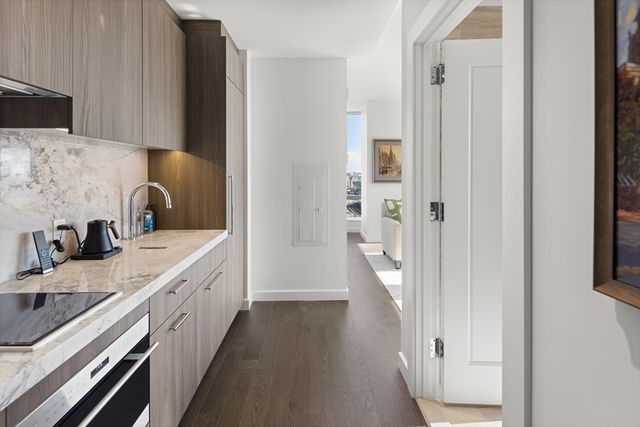 430 Stuart St 1505, Boston, MA 02116