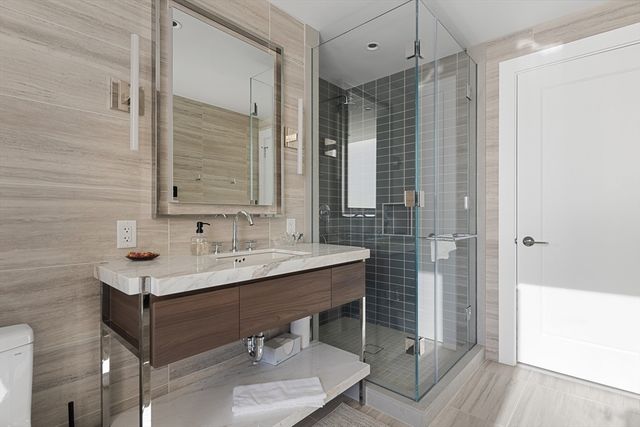 430 Stuart St 1505, Boston, MA 02116