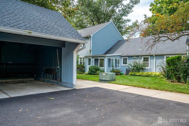 19 Rossmooor Drive C, Monroe, NJ 08831