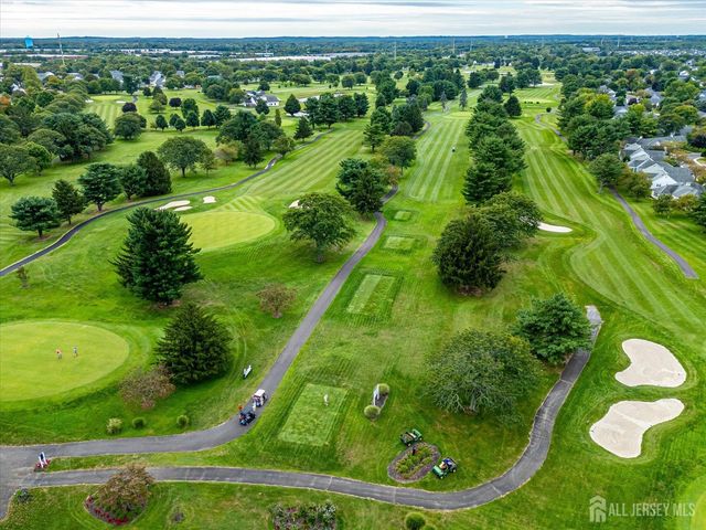 19 Rossmooor Drive C, Monroe, NJ 08831