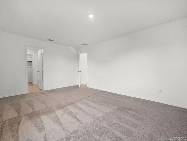 8842 Barrow Path, Converse, TX 78109