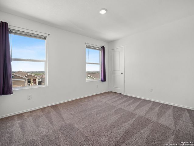 8842 Barrow Path, Converse, TX 78109