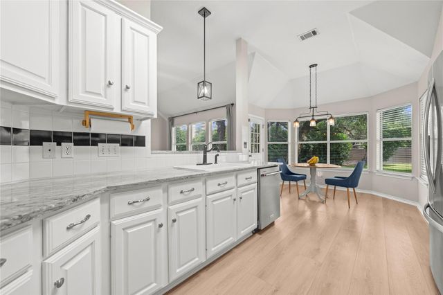 105 Oakmont CT, Georgetown, TX 78628