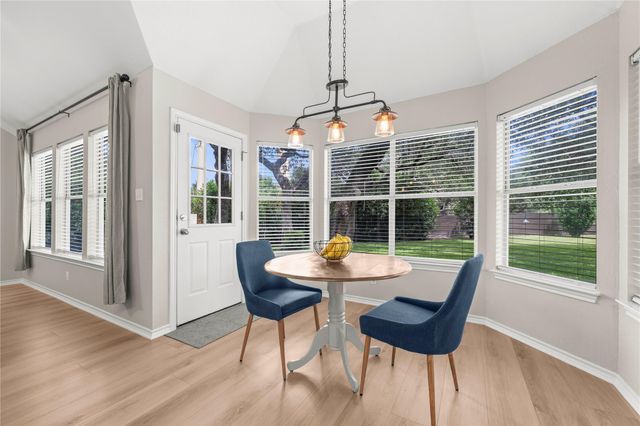 105 Oakmont CT, Georgetown, TX 78628