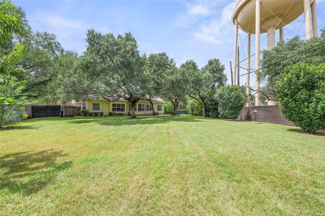 105 Oakmont CT, Georgetown, TX 78628