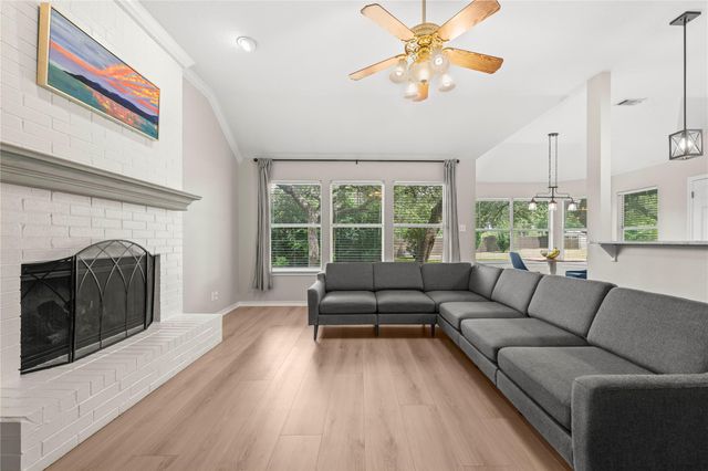 105 Oakmont CT, Georgetown, TX 78628