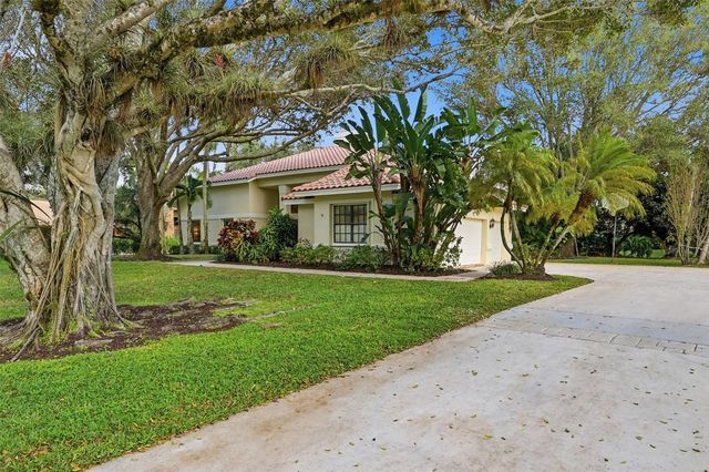 7720 W Upper Ridge Drive, Parkland, FL 33067