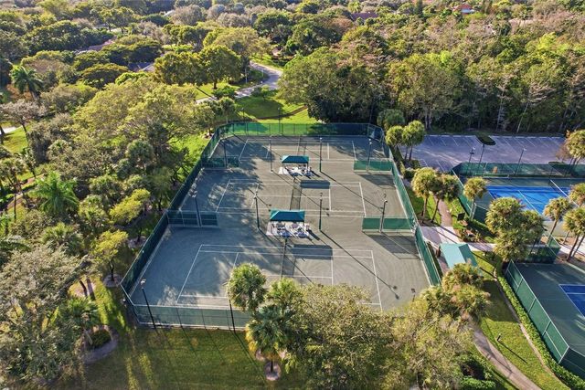 7720 W Upper Ridge Drive, Parkland, FL 33067