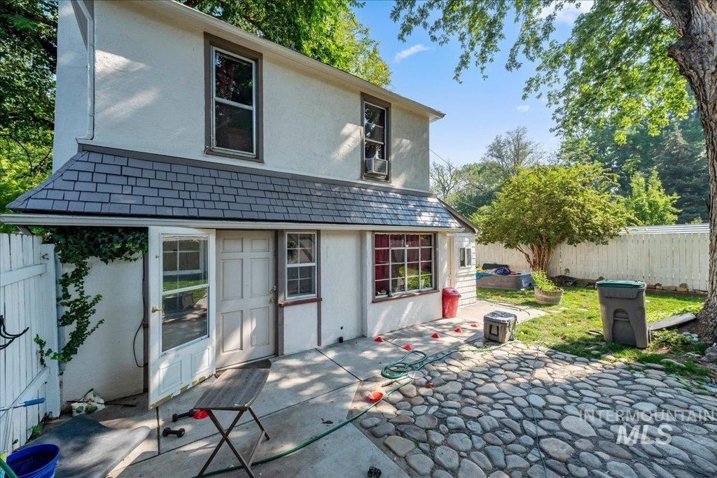 1206 S Owyhee St., Boise, ID 83705 photo 3