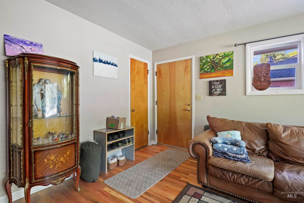 1206 S Owyhee St., Boise, ID 83705 photo 5