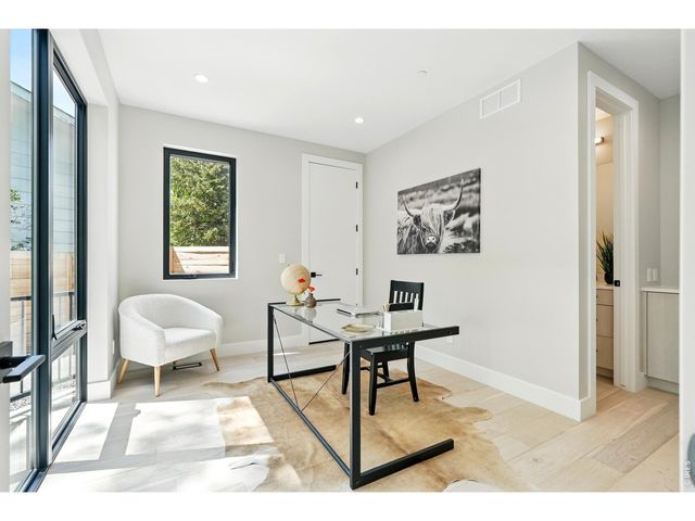 2860 Table Mesa Dr, Boulder, CO 80305