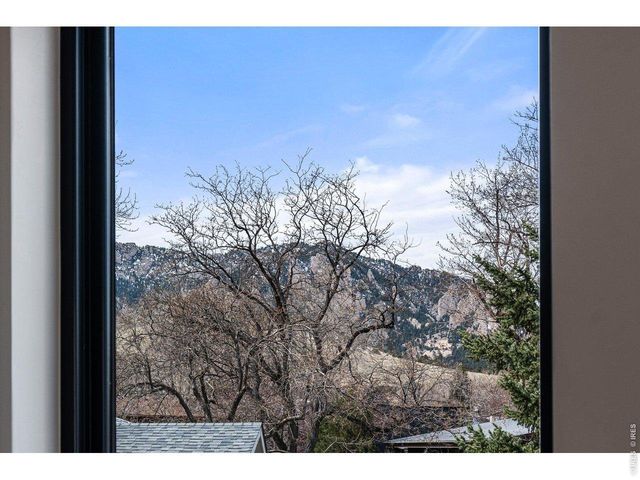 2860 Table Mesa Dr, Boulder, CO 80305