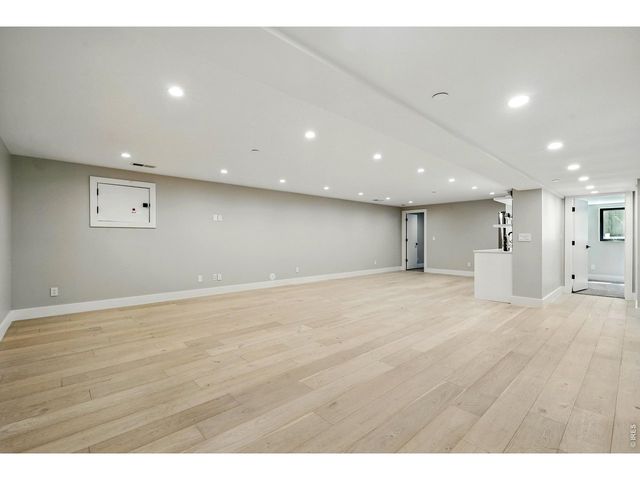 2860 Table Mesa Dr, Boulder, CO 80305