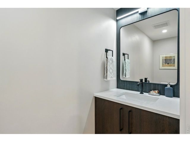 2860 Table Mesa Dr, Boulder, CO 80305