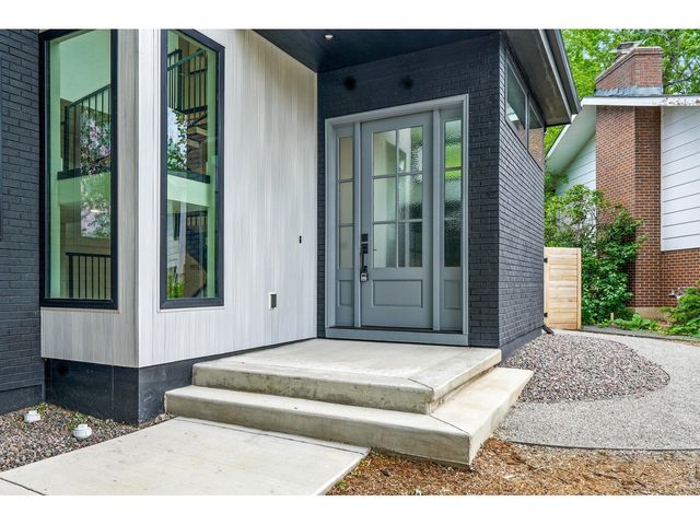 2860 Table Mesa Dr, Boulder, CO 80305