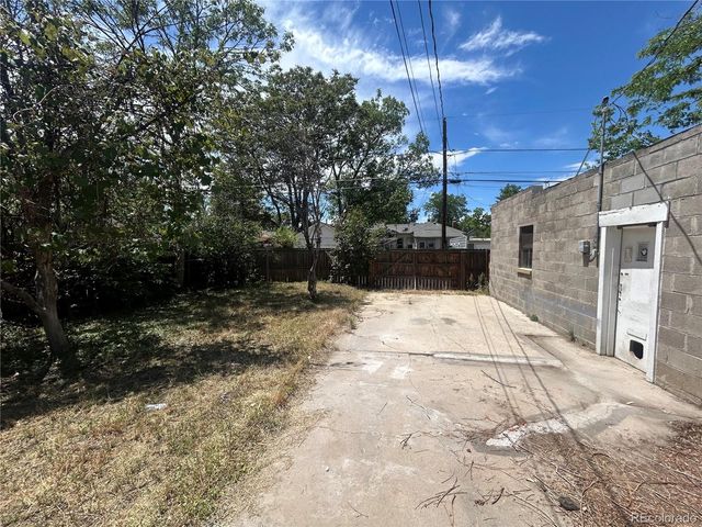 4935 Perry Street, Denver, CO 80212
