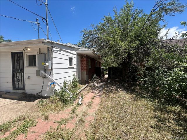 4935 Perry Street, Denver, CO 80212