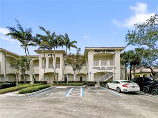 2751 Executive Park Dr 104, Weston, FL 33331