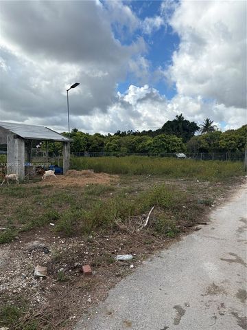 Krome Avenue, Miami, FL 33196