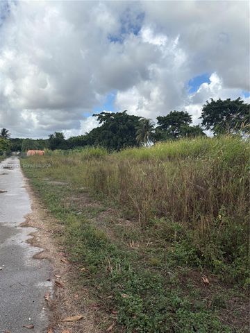 Krome Avenue, Miami, FL 33196