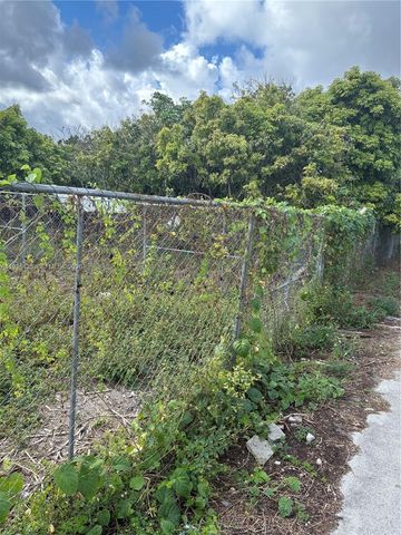 Krome Avenue, Miami, FL 33196